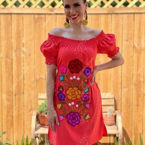 Coral embroidered traditional Mexican dress 💃